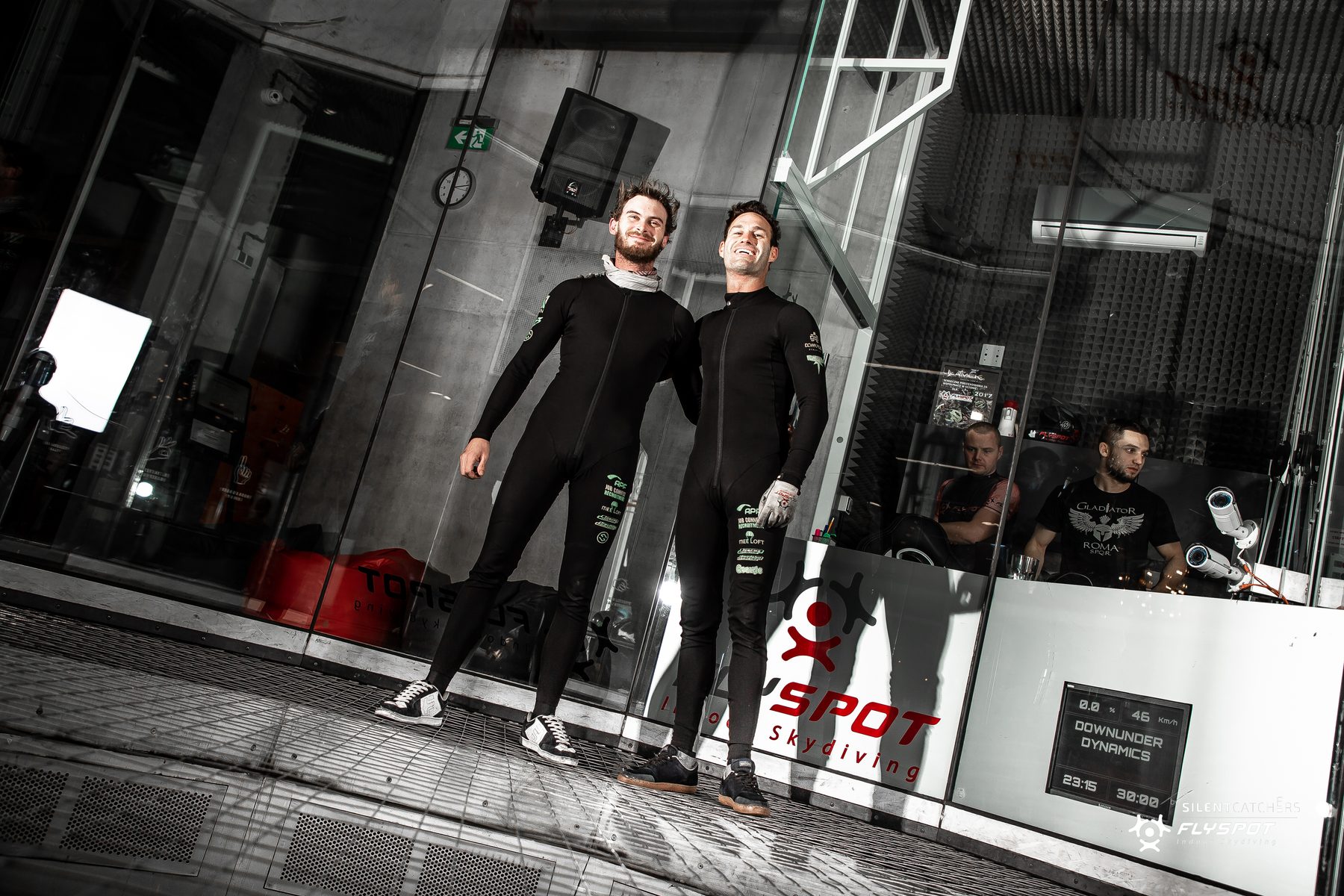 Mason Corby and Keith Grealy training head down at Flyspot, Warsaw