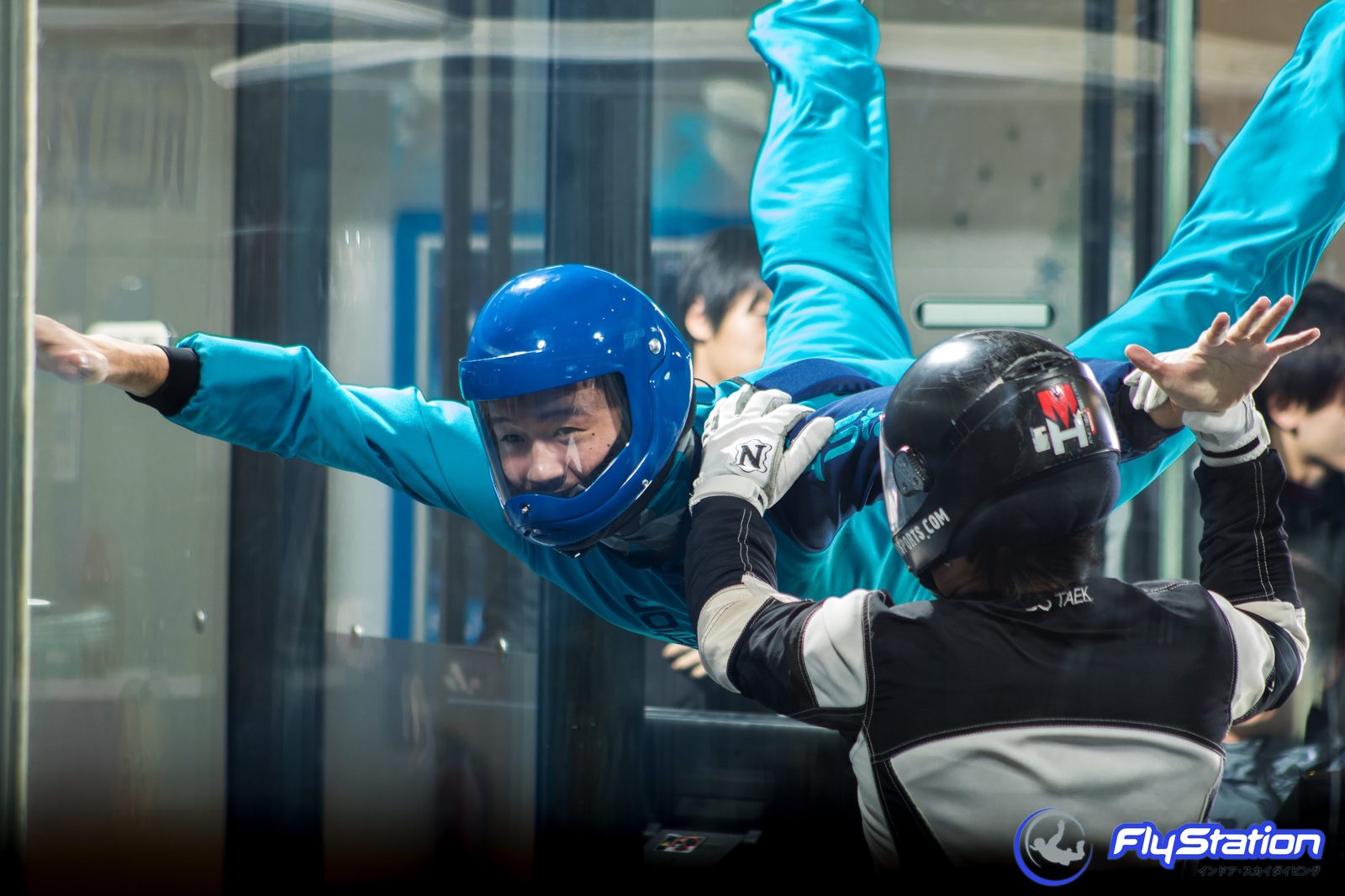 Tunnel coaching at FlyStation Japan